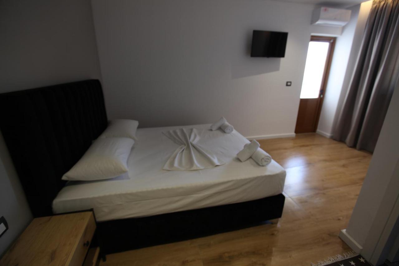 Blue Bay Hotel Sarandë 외부 사진