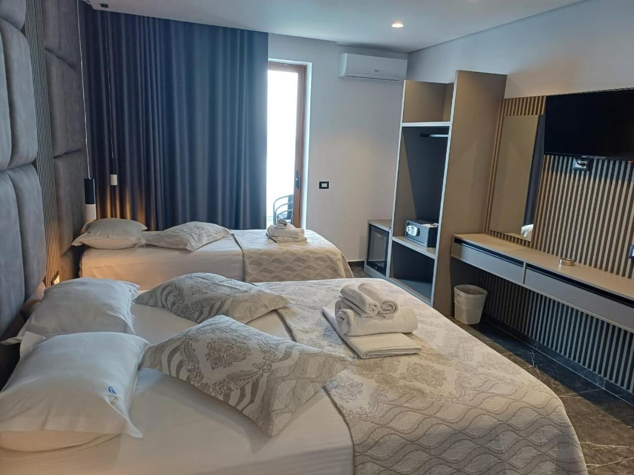 Blue Bay Hotel Sarandë 외부 사진