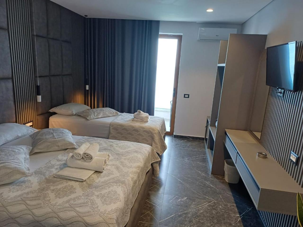 Blue Bay Hotel Sarandë 외부 사진